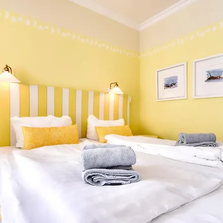 Apartment Meeresbrise In Der Haiderose Binz