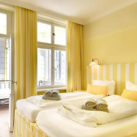 Meeresbrise In Der Haiderose * Binz