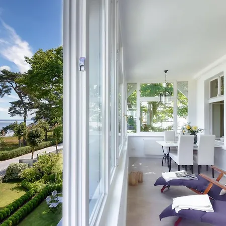 Meeresbrise In Der Haiderose * Binz